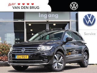 Volkswagen Tiguan 1.4 TSI 245 pk DSG eHybrid Elegance | Panorama Dak | Stoel + Stuurverwarming | ACC | IQ Light | 360 Camera | Navigatie | App Connect | Side Assist | Elektrische Klep |