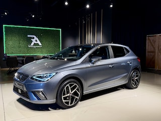 Seat Ibiza 1.0 TSI Style Navi|ACC|Camera|Keyless Grijs