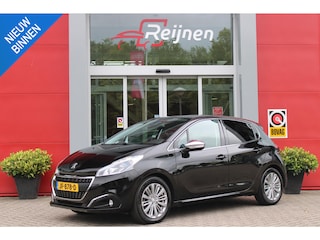 Peugeot 208 1.2 82PK ALLURE | ACHTERUITRIJ CAMERA | NAVIGATIE | CRUISE CONTROL | LICHTMETALEN VELGEN | GETINTE RUITEN | CLIMATE CONTROL | DAB+ RADIO |