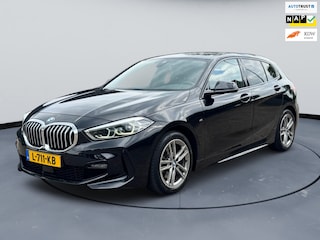 BMW 118i M-sport shadow line|NAP|Sfeerverlicht|Sportstoel|