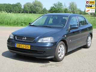 Opel Astra 1.6 Njoy + Trekhaak
