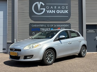 Fiat Bravo 1.4 Dynamic 90PK Cruise,ElektrRamen+Spiegels,Isofix,Radio/Cd-Speler,City-Steering,CentrVergr
