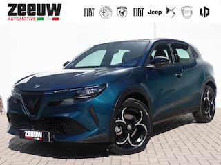 Alfa Romeo Junior 1.2 Turbo 136 PK Ibrida | Techno | Navi | Camera | LED | 18"