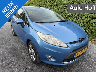 Ford Fiesta 1.4 Titanium | Autom. Airco | Elekt. Ramen | LMV | Radio / CD | APK tot 28-04-2027!