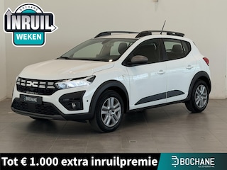 Dacia Sandero Stepway 1.0 TCe 110 Expression | Trekhaak | Dodehoek Detectie | Parkeersensoren voor, achter en achteruitrijcamera