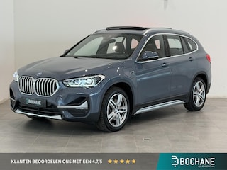 BMW X1 xDrive25e High Executive X-Line | Leder | Panoramadak | Head-Up Display | Stoel- en stuurverwarming