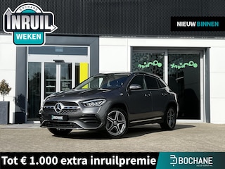 Mercedes-Benz GLA 250 e AMG Line | Easy Pack | 1.800 kg trekgewicht | Stoelverwarming | Parkeersensoren voor-/achter |
