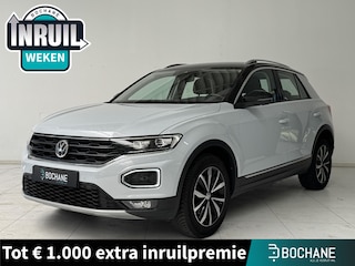 Volkswagen T-Roc 1.0 TSI Style | Stoelverwarming | Parkeersensoren V+A | Climate Control | DAB+ |