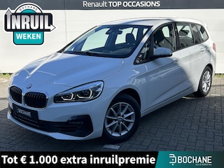 BMW 2-serie Tourer 218i Executive | Navigatie | Parkeersensoren Voor & Achter | Elektrische Achterklep | Climate Control |