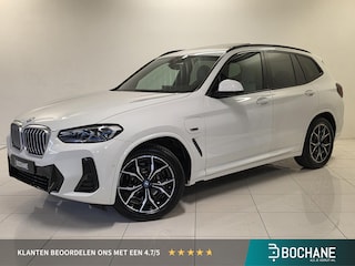 BMW X3 xDrive30e M-sport | Panoramadak | Laser Light | Leer | Head-up | Open dak |