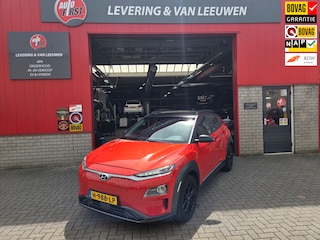 Hyundai Kona EV Fashion 39 kWh/ Stuur en stoelverwarming/ Android auto- Apple carplay/ Navigatie/ Cruise control/ Rijklaarprijs!