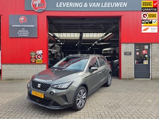 Seat Arona 1.0 TSI Style/ Lichtmetalen velgen/ Cruise control/ Android auto- Apple carplay/ Parkeersensoren achter/ Rijklaarprijs!