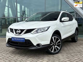Nissan Qashqai 1.2 Tekna Panoramadak / Trekhaak / 360 Camera / Leder