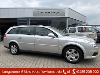 Opel Vectra Wagon 1.8-16V Business, AUTOMAAT, airco, cruiseontrol, trekhaak, isofix, goed onderhouden !