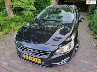 Volvo V60 2.4 D6 AWD Plug-In Hybrid Summum