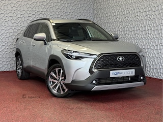 Toyota Corolla Cross HYBRID 140 STYLE ELEK.KLEP LED KEYLESS CARPLAY NAVI CAMERA STOEL/STUUR VERW.ADAP CRUISE PDC ✅ Top auto's Wijchen. Al 30 Jaar verkoop van Toyota  : Benzine / Hybride / PHEV / HEV / Style / Executive / Dynamic / Plus / Business / Sport / Active / Premium etc. ✅