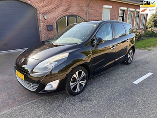 Renault Scénic 1.4 TCe Bose 7 persoons, koppakking defect.