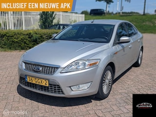 Ford Mondeo 2.0-16V Titanium
