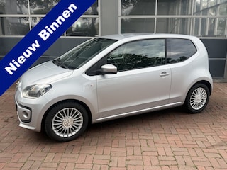 Volkswagen Up 1.0 high up! BlueMotion | LMV |  10-2012 211.967 KM