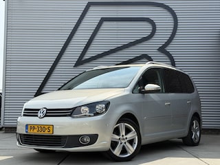 Volkswagen Touran 1.4 TSI Highline 1e Eigenaar|Pano|Trekhaak|Clima|Stoelverwarming|Cruise||PDC V+A|Nieuwe APK bij Aflevering
