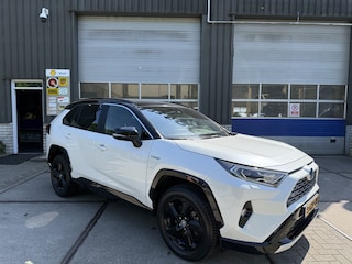 Toyota RAV4 2.5 Hybrid Bi-Tone