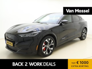 Ford Mustang Mach-E AWD 75 kWh | Elek. Lederen Stoelen | 360 Camera | B&O Audio | Elek. Kofferklep | Winter Pakket |