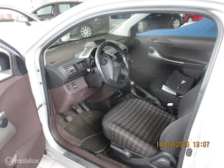 Toyota iQ 1.0 VVTi Comfort