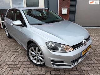 Volkswagen Golf 1.2 TSI Business Edition / Navi / Camera / leder / Stoelverw / Cruise / PDC