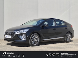 Hyundai Ioniq 1.6 GDi PHEV Comfort / All season banden / Stuur- & Stoelverwarming / Navigatie via Apple Carplay of Android Auto / Achteruitrijcamera / Cruise control / Parkeersensoren achter / Climate control /
