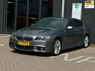 BMW 528i M Sport Edition/CAMERA/NAVI/LEDER/NL-AUTO NAP!!