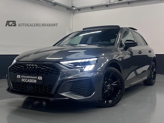 Audi A3 Sportback 35 TFSI S edition Pano/Carplay/Matrix
