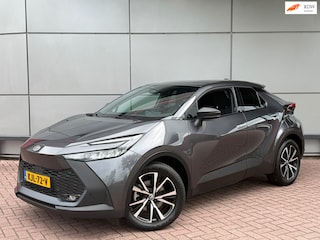 Toyota C-HR 2.0 Plug-in Hybrid 220 Dynamic | Camera | Stoel & Stuurverwarming | Navigatie |