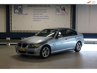 BMW 320i AUTOMAAT / NAP KM STAND / FACELIFT / TOP DEAL !