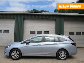 Opel Astra 1.0 Online Edition Sports Tourer