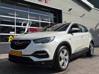 Opel Grandland X 1.2 Turbo Edition - 68.000 KM I Navigatie / Apple CarPlay I Airco LED I PDC I Sport velgen I Dealer onderhouden