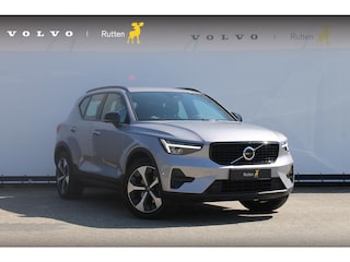Volvo XC40 B4 211PK Automaat Plus Dark Semi elektrisch wegklapbare trekhaak / Verwarmbare voorruit / Google infotainment / Elektrisch bedienbare bestuurdersstoel met geheugen