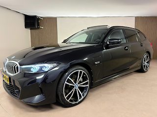 BMW 3-serie Touring LCI Panoramadak M-Sport Widescreen HUD Memory Seat
