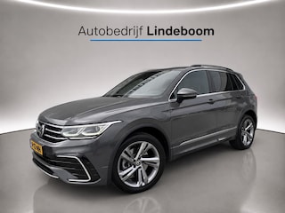 Volkswagen Tiguan 1.4 TSI eHybrid R-Line IQ Light, ACC, Dodehoek detectie