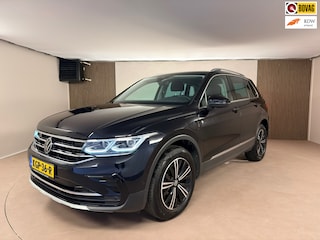 Volkswagen Tiguan 1.4 TSI eHybrid ACC, Stoelverwarming, Camera Business+