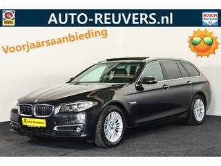 BMW 5-serie Touring 520i Luxury Edition / Panorama / Leder / LED / Memory