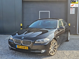 BMW 520i High Executive + stoelverwarming + Leer