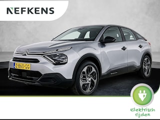 Citroën C4 EV You 50 kWh 136pk | Navigatie via Apple Carplay / Android Auto | Achteruitrijcamera | Climate Control | Cruise Control | Parkeersensoren | DAB+ radio | Armsteun | Stof/kunstlederen comfortstoelen | Volledig digitaal instrumentenpaneel | Adaptief demping systeem | 18” lichtmetalen velgen |