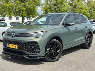 Volkswagen Tiguan 1.5 eHybrid R-Line Business Trekhaak | Pano | Leder | Massage | 360 cam