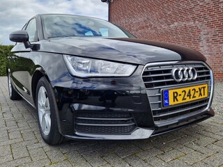 Audi A1 Sportback 1.0 TFSI Pro Line/Navi/Cruise/Pdc