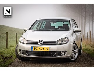 Volkswagen Golf 1.8 TSI Highline LE 18T