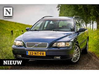 Volvo V70 2.5 T |Trekhaak |Leder |LM Velgen |210pk