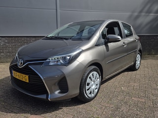 Toyota Yaris 1.3 VVT-i Aspiration Automaat NL-Auto !