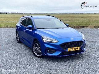 Ford Focus Wagon 1.0 EcoBoost Hybrid ST Line / 155PK / CARPLAY