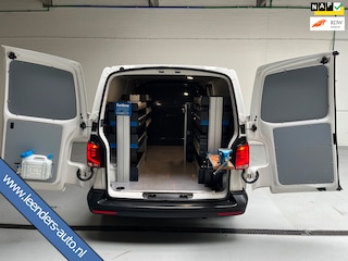 Volkswagen Transporter Automaat DSG Servicewagen 2.0 TDI 150pk L2H1 3Persoons Sortimo Inrichting, Airco, Navigatie, RIJKLAARPRIJS!