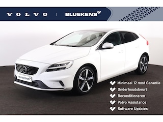 Volvo V40 T3 PolarPlus Sport - Panoramadak - Verwarmde voorstoelen - Parkeersensoren v/a - Parkeercamera achter - Park Pilot - Harman Kardon Audio - DAB - Alarm - Keyless entry - Volvo On Call - Cruise control - Extra getint glas - 17' LMV - Afneembare trekhaak